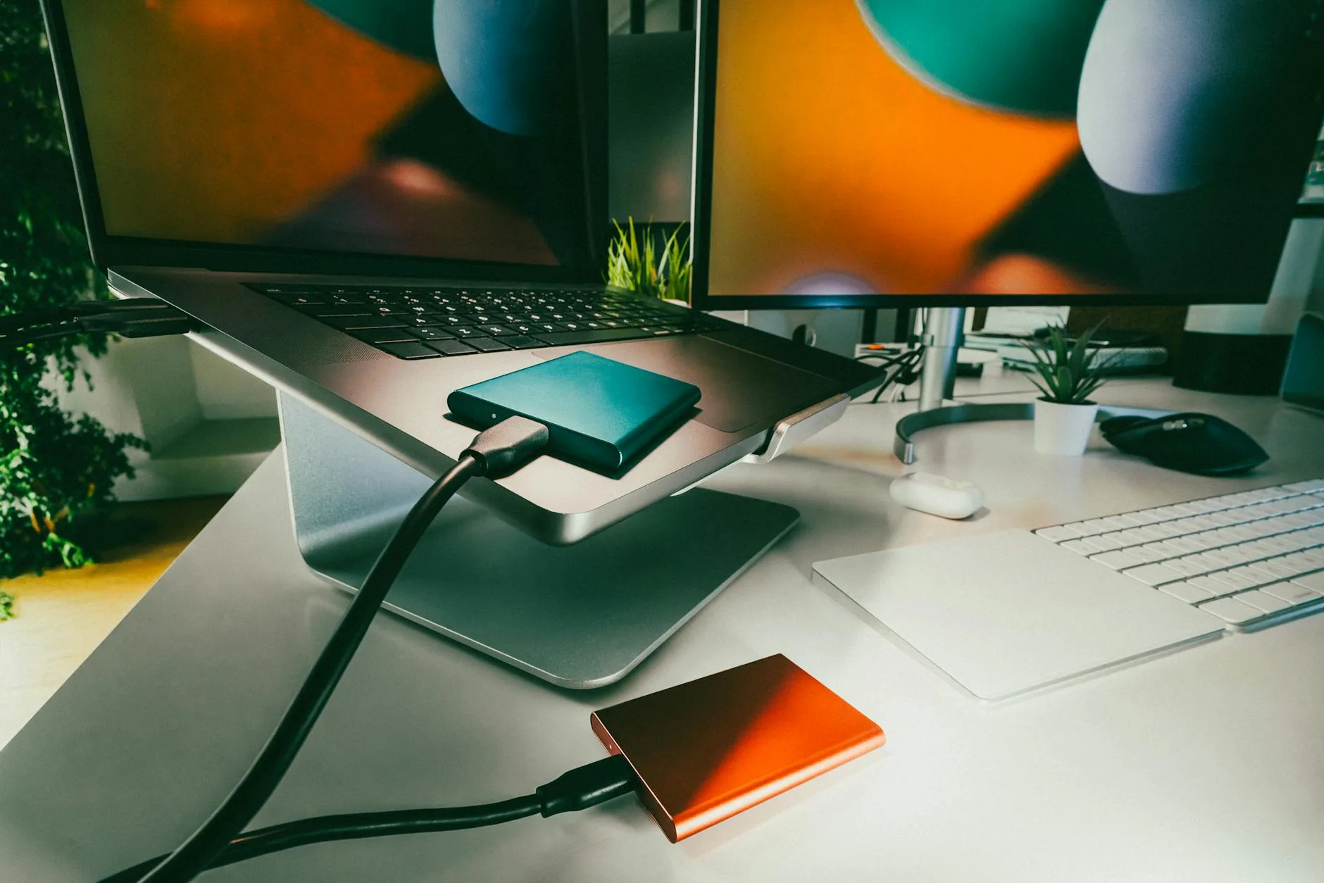 Backup Sebelum Servis iPhone: iCloud vs Finder Aman